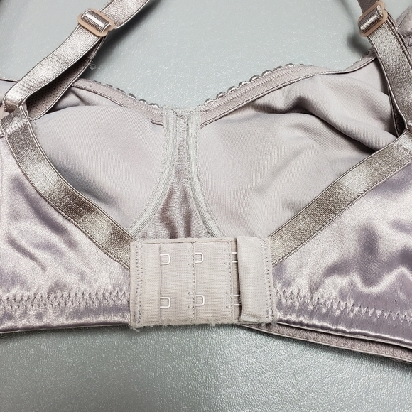 Playtex bra size 36B - Picture 2 of 7